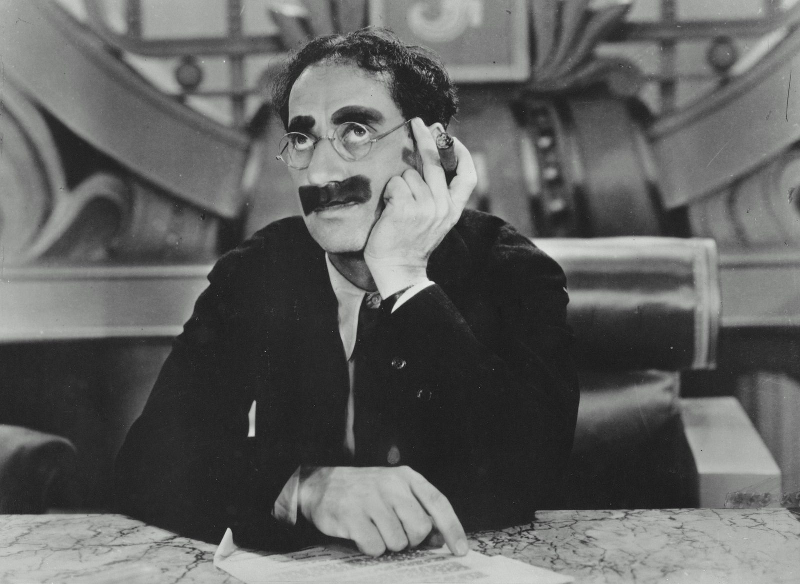Im Krieg, Groucho Marx